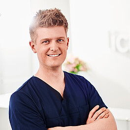 Dr. Andreas Koch
