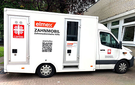 Zahnmobil der Caritas 