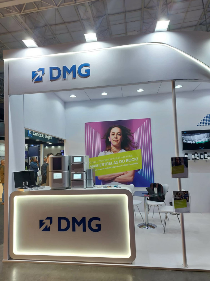 DMG DentaMile digitales Portfolio auf der Index23 in São Paulo, Brasilien.