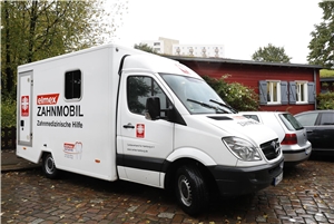 Das Zahnmobil der Caritas Hamburg